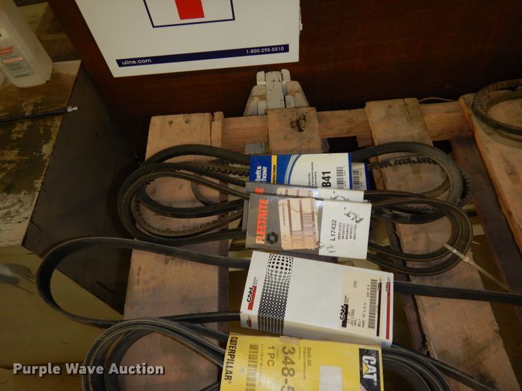 image for item HA9908 Approximately 40 automotive belts