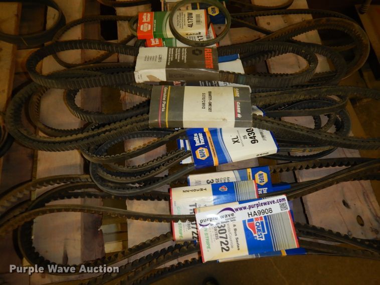 image for item HA9908 Approximately 40 automotive belts