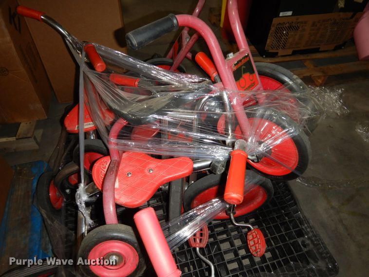 image for item HA9953 (6) preschool tricycles