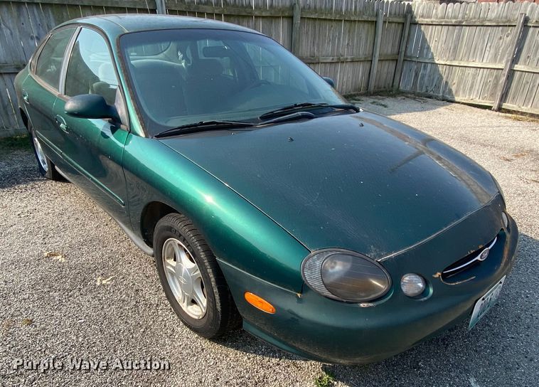 image for item HE9836 1999 Ford Taurus