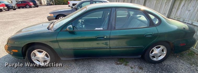 image for item HE9836 1999 Ford Taurus