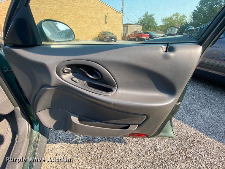 image for item HE9836 1999 Ford Taurus