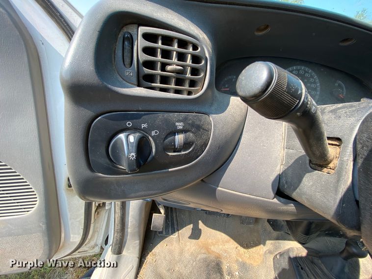 image for item HE9837 1999 Ford F150  pickup truck