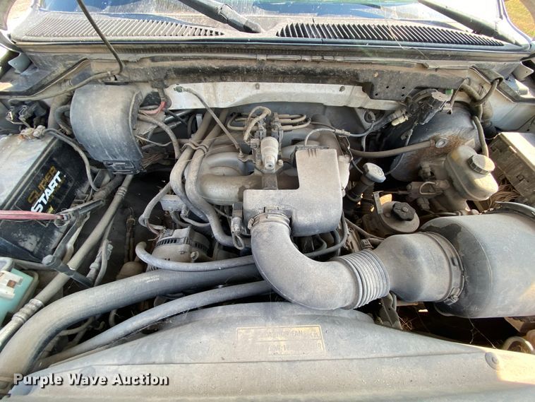 image for item HE9837 1999 Ford F150  pickup truck