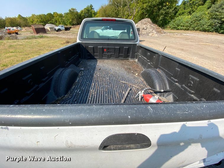 image for item HE9837 1999 Ford F150  pickup truck