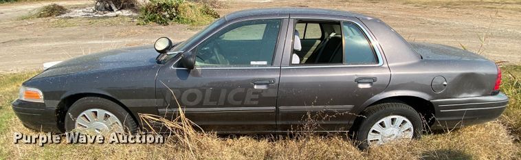 image for item HE9838 2009 Ford Crown Victoria Police Interceptor