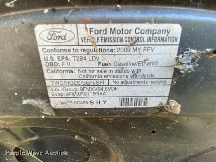 image for item HE9838 2009 Ford Crown Victoria Police Interceptor