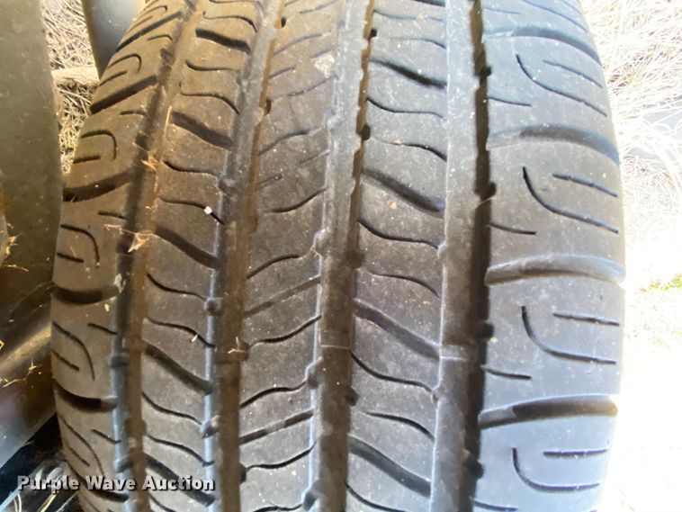 image for item HE9838 2009 Ford Crown Victoria Police Interceptor