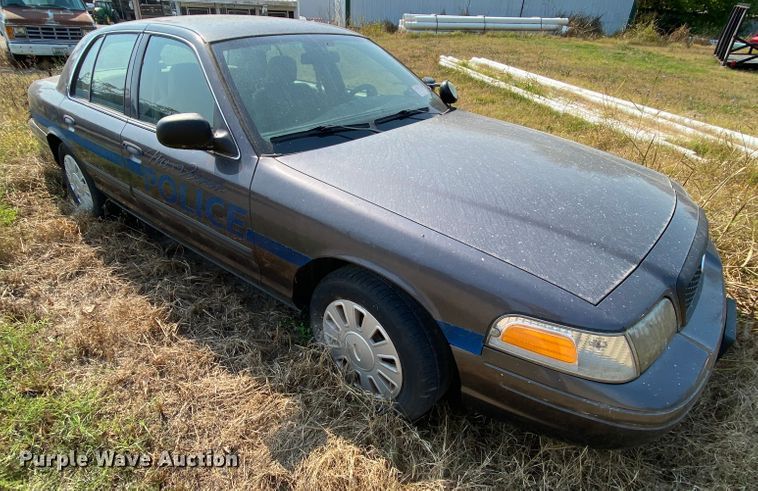 image for item HE9839 2009 Ford Crown Victoria Police Interceptor