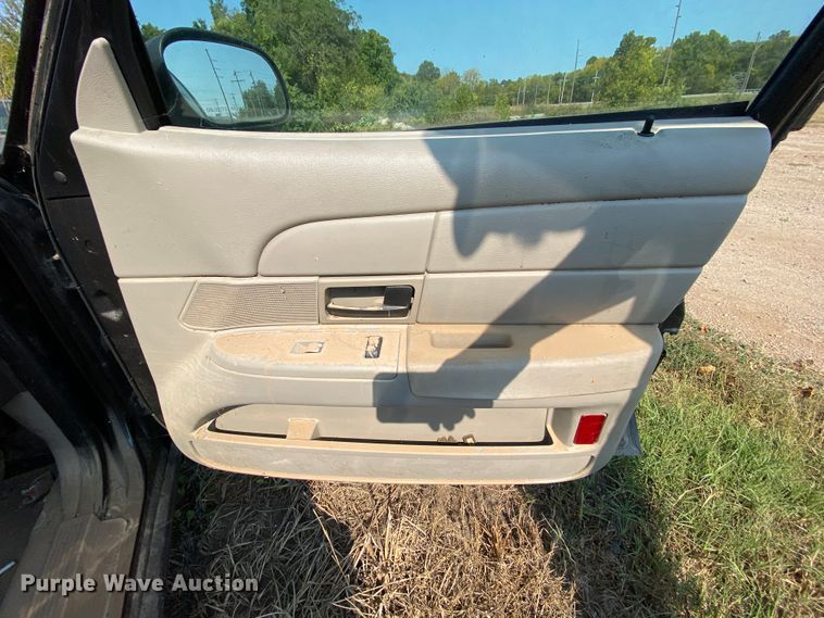 image for item HE9839 2009 Ford Crown Victoria Police Interceptor