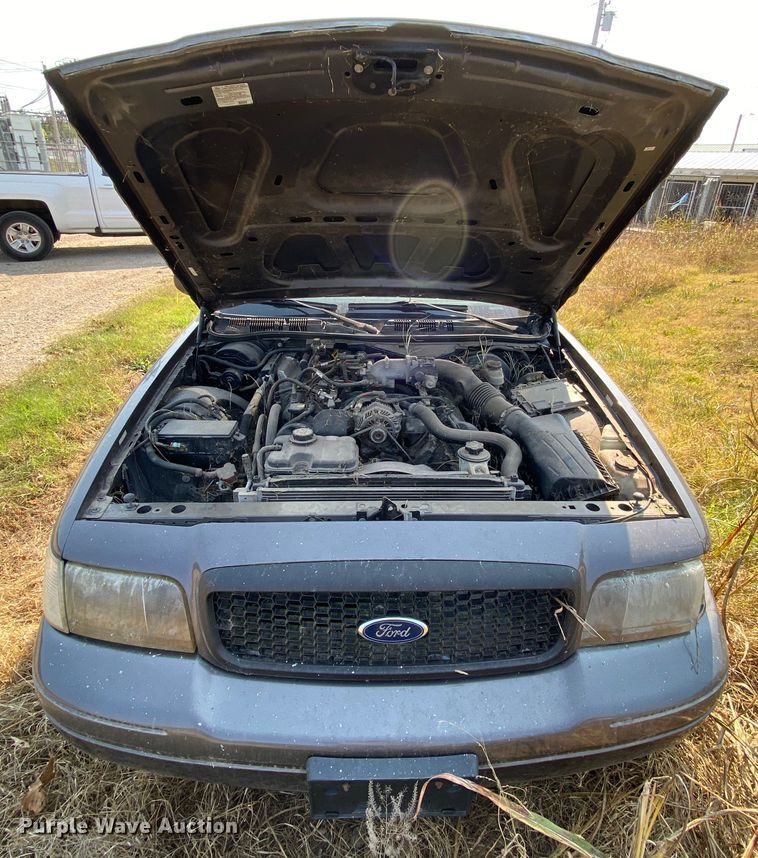 image for item HE9839 2009 Ford Crown Victoria Police Interceptor