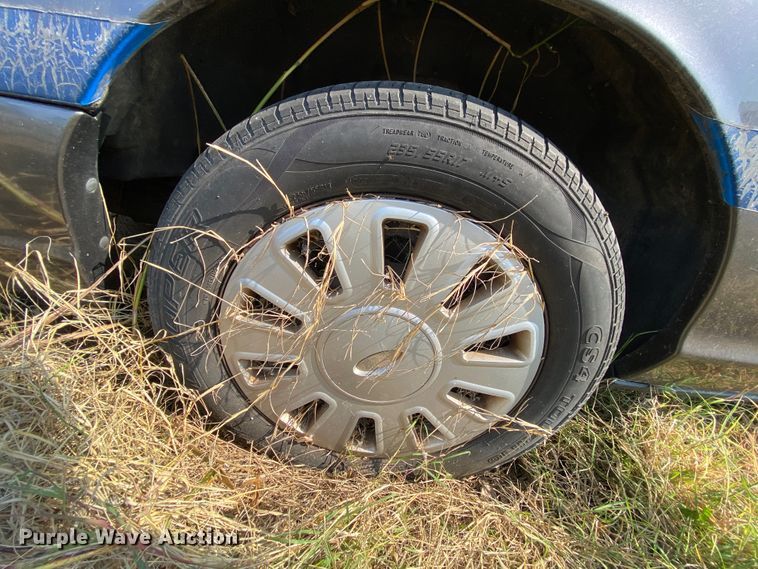 image for item HE9839 2009 Ford Crown Victoria Police Interceptor