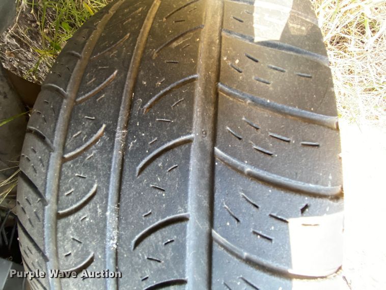 image for item HE9839 2009 Ford Crown Victoria Police Interceptor