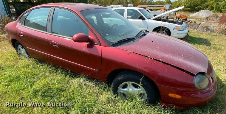 image for item HE9841 1999 Ford Taurus
