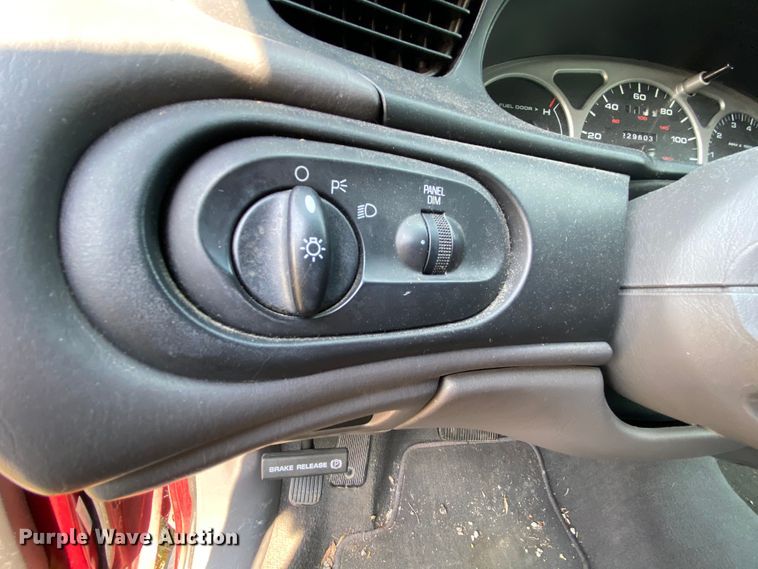 image for item HE9841 1999 Ford Taurus