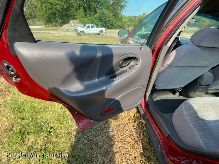 image for item HE9841 1999 Ford Taurus