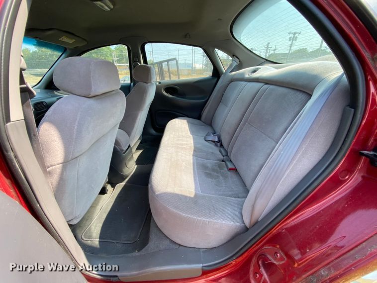 image for item HE9841 1999 Ford Taurus