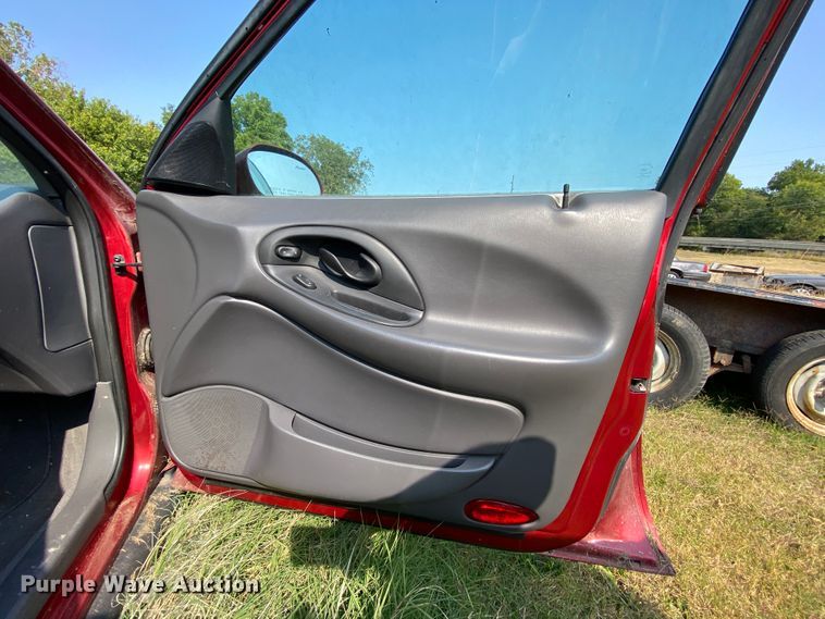 image for item HE9841 1999 Ford Taurus