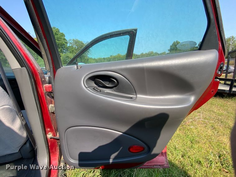 image for item HE9841 1999 Ford Taurus