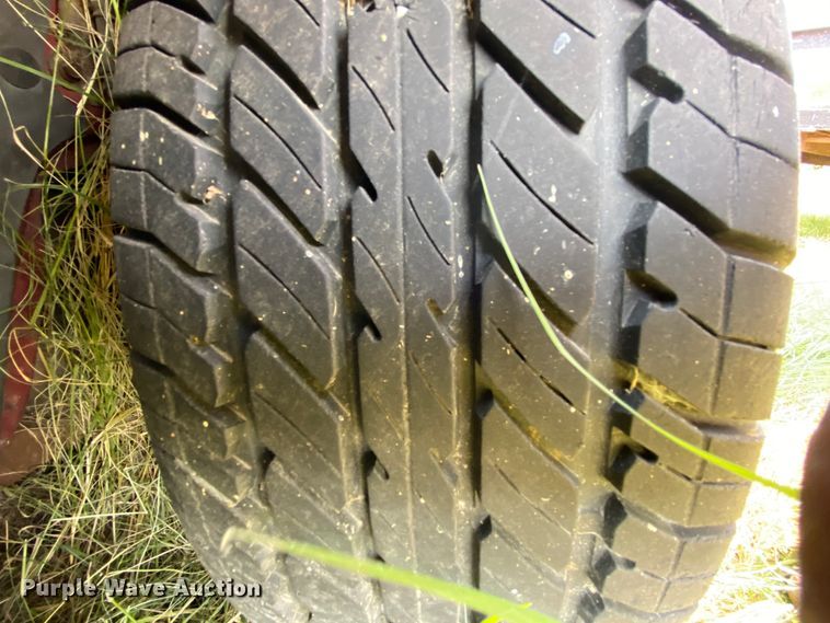 image for item HE9841 1999 Ford Taurus