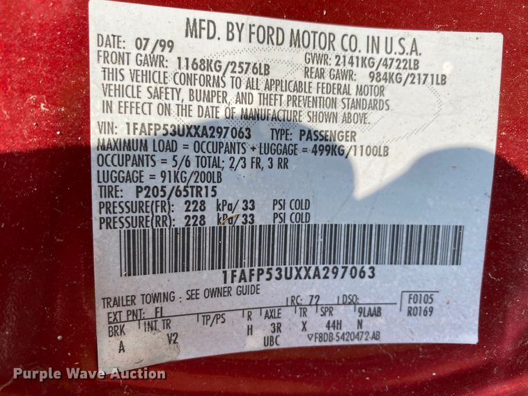 image for item HE9841 1999 Ford Taurus