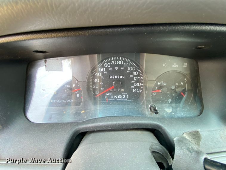 image for item HE9842 1998 Ford Crown Victoria Police Interceptor