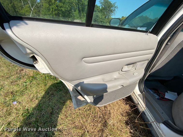 image for item HE9842 1998 Ford Crown Victoria Police Interceptor