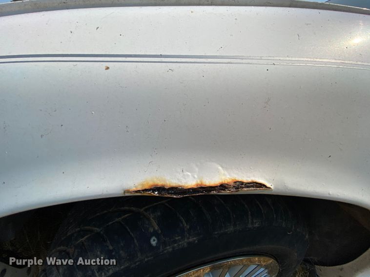 image for item HE9842 1998 Ford Crown Victoria Police Interceptor