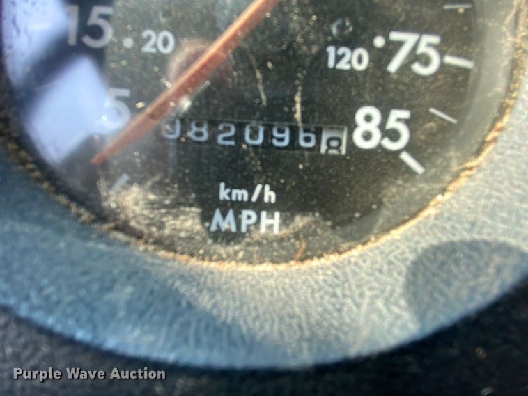 image for item HE9845 1999 Freightliner FL70  dump truck