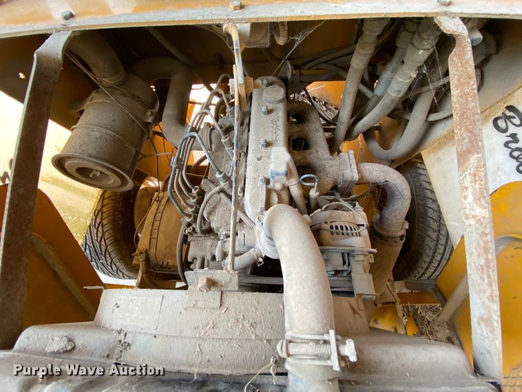 image for item HE9846 Broce Broom BB-250-B  broom