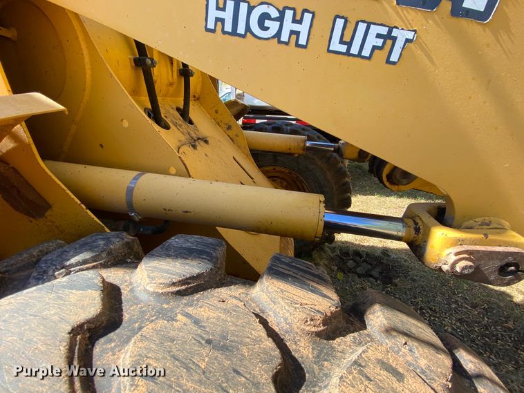 image for item HE9873 2003 John Deere 444H  wheel loader