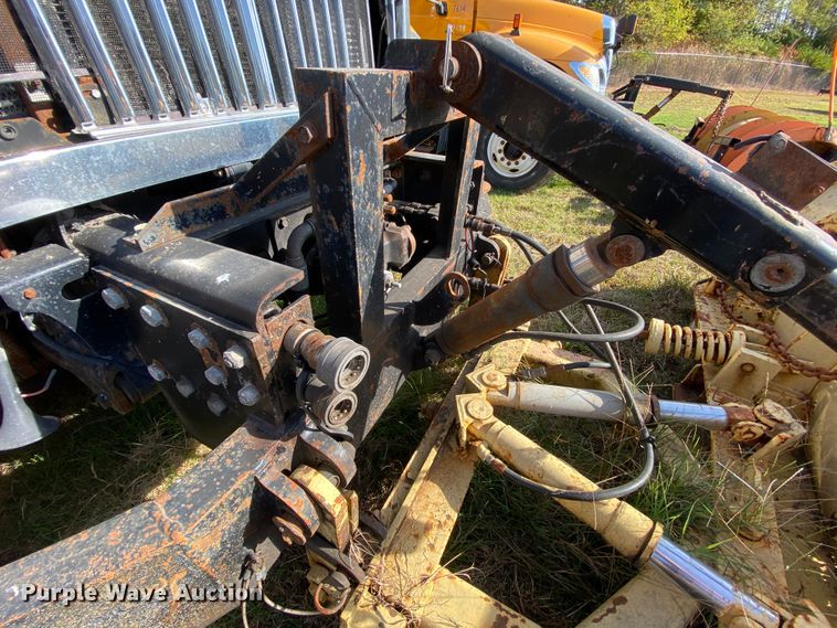 image for item HE9876 2006 International 7400  spreader truck