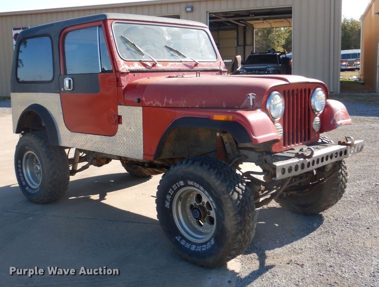 image for item HK9500 1986 Jeep CJ7  SUV