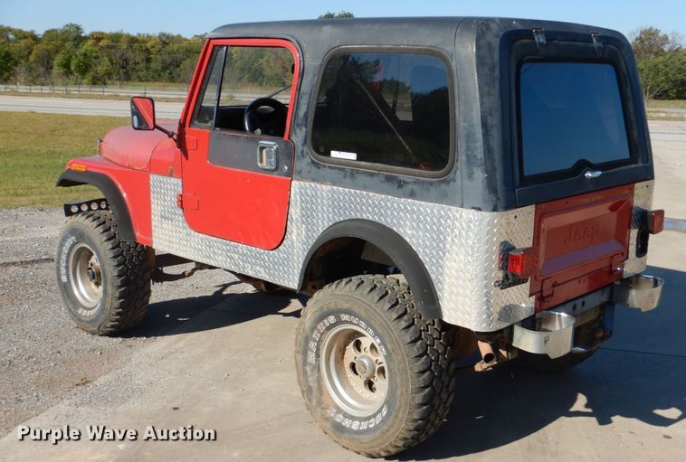 image for item HK9500 1986 Jeep CJ7  SUV