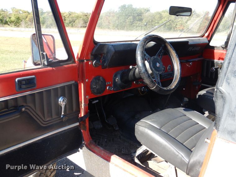 image for item HK9500 1986 Jeep CJ7  SUV