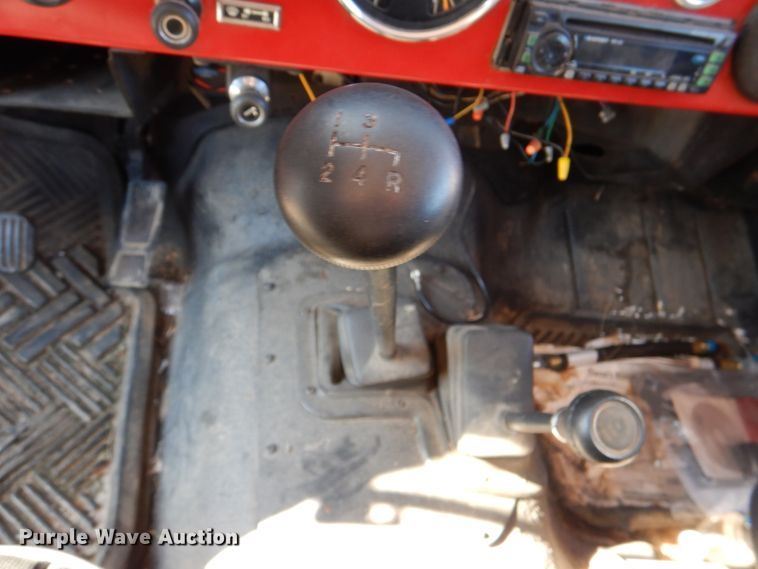 image for item HK9500 1986 Jeep CJ7  SUV