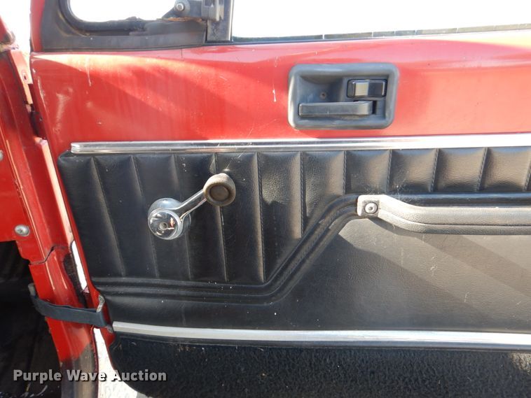 image for item HK9500 1986 Jeep CJ7  SUV