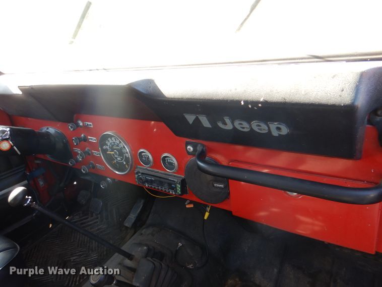 image for item HK9500 1986 Jeep CJ7  SUV