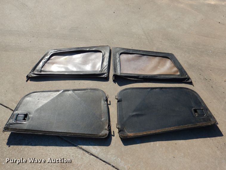 image for item HK9500 1986 Jeep CJ7  SUV