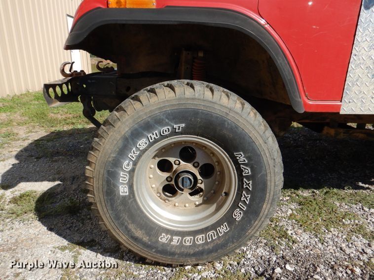 image for item HK9500 1986 Jeep CJ7  SUV