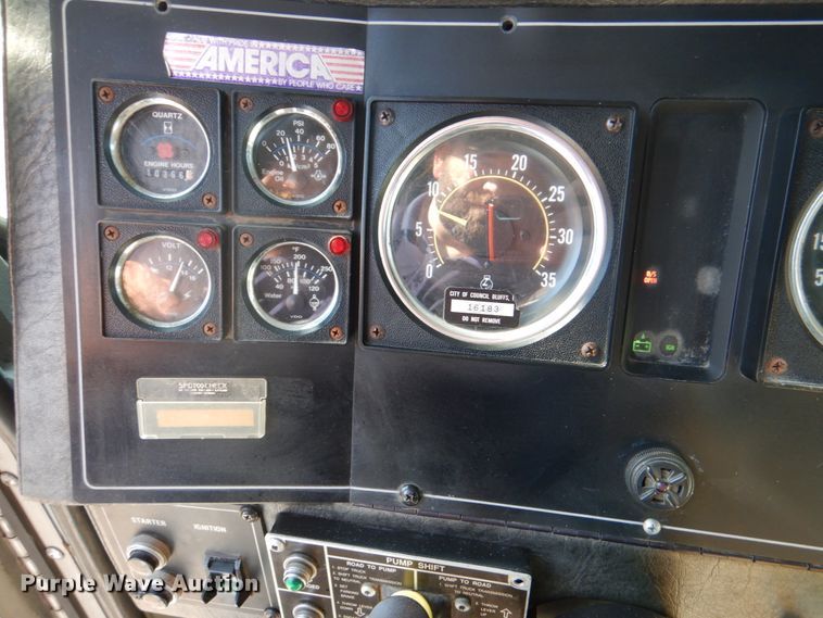 image for item HK9503 1996 Pierce E9684  pumper fire truck