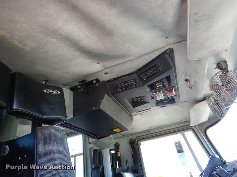 image for item HK9503 1996 Pierce E9684  pumper fire truck