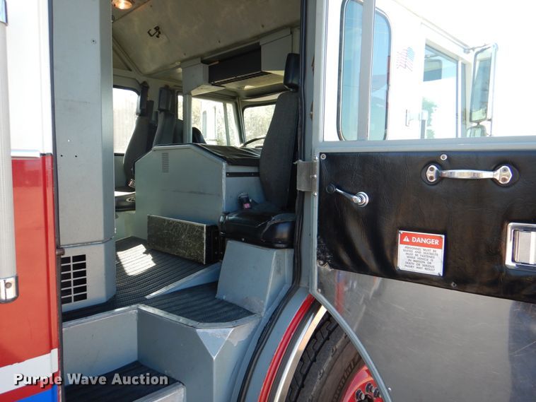 image for item HK9503 1996 Pierce E9684  pumper fire truck