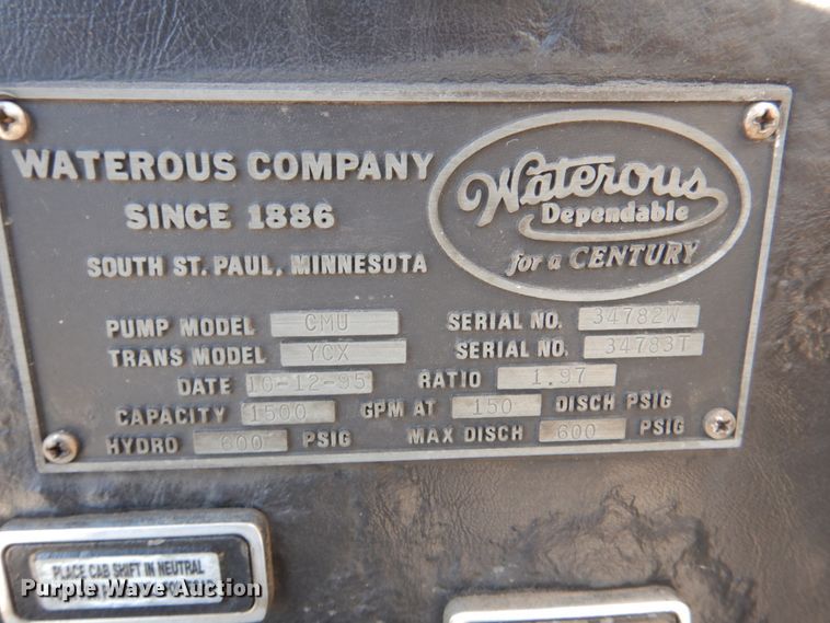 image for item HK9503 1996 Pierce E9684  pumper fire truck