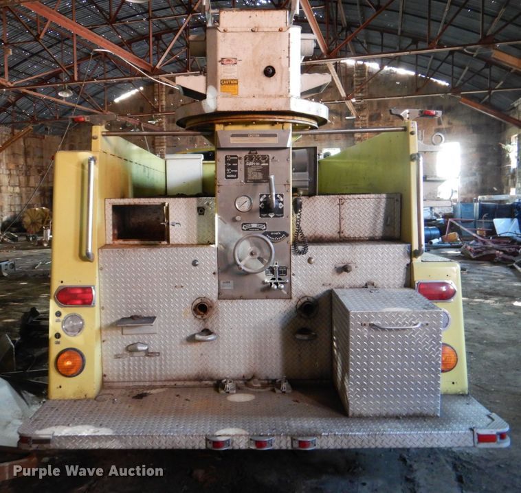 image for item HK9504 1978 American Lafrance  ladder fire truck