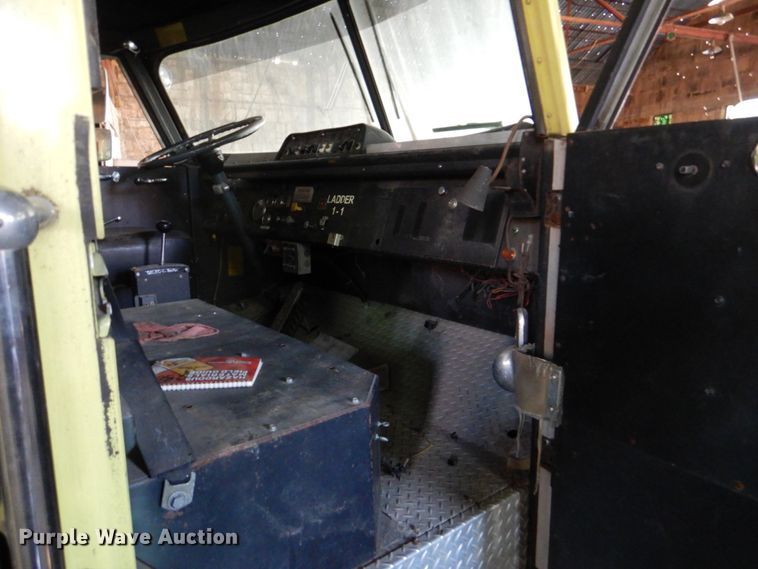 image for item HK9504 1978 American Lafrance  ladder fire truck