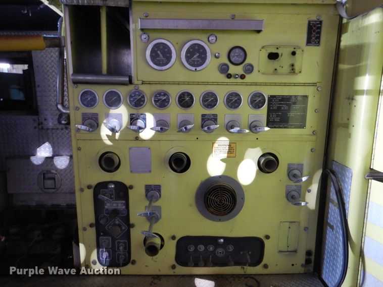 image for item HK9504 1978 American Lafrance  ladder fire truck