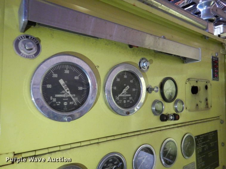 image for item HK9504 1978 American Lafrance  ladder fire truck