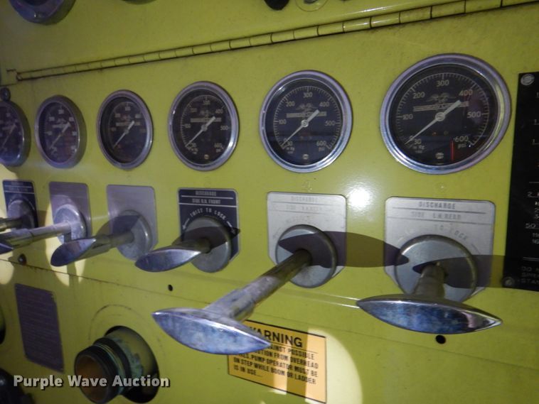 image for item HK9504 1978 American Lafrance  ladder fire truck