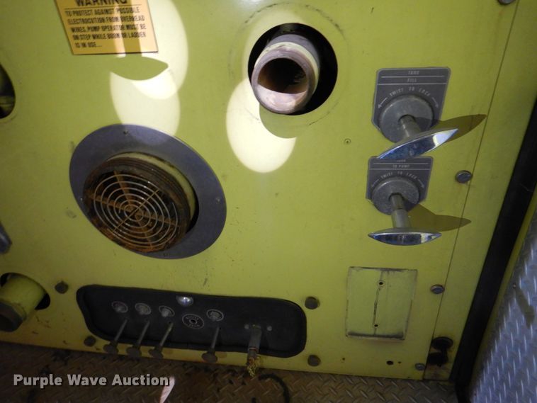 image for item HK9504 1978 American Lafrance  ladder fire truck